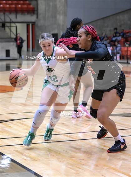 Thumbnail 3 in South Grand Prairie vs. Southlake Carroll (UIL Basketball 6A Area) photogallery.