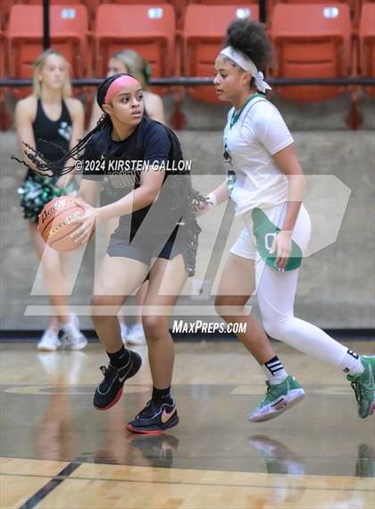 Thumbnail 1 in South Grand Prairie vs. Southlake Carroll (UIL Basketball 6A Area) photogallery.