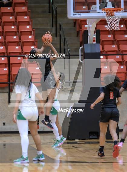 Thumbnail 2 in South Grand Prairie vs. Southlake Carroll (UIL Basketball 6A Area) photogallery.