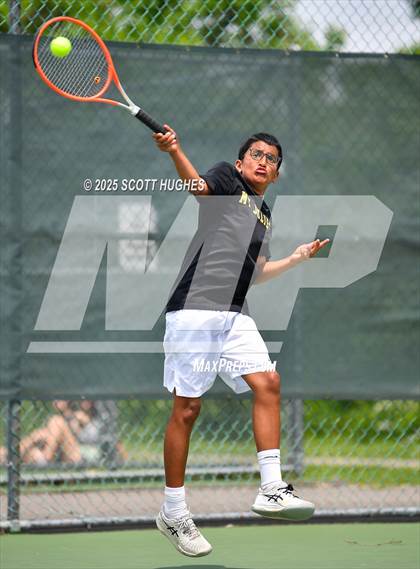 Thumbnail 2 in District 9AA Individual Tournament 2nd round photogallery.