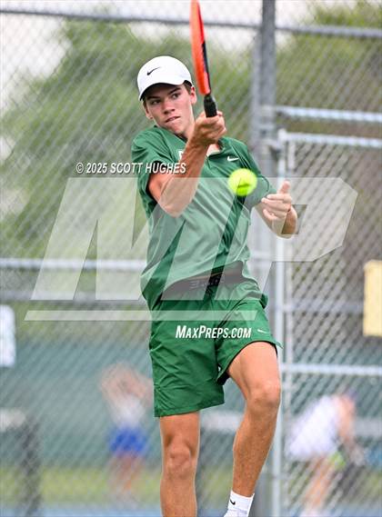 Thumbnail 2 in District 9AA Individual Tournament 2nd round photogallery.
