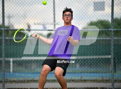 Thumbnail 3 in District 9AA Individual Tournament 2nd round photogallery.