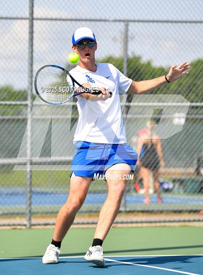 Thumbnail 1 in District 9AA Individual Tournament 2nd round photogallery.