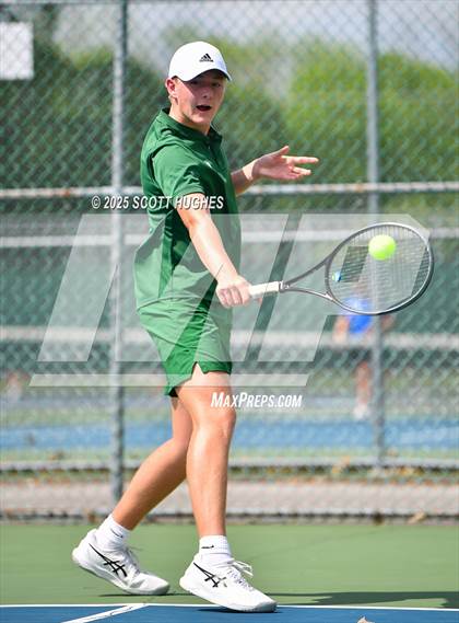 Thumbnail 2 in District 9AA Individual Tournament 2nd round photogallery.