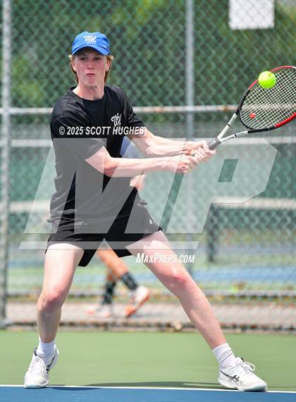 Thumbnail 1 in District 9AA Individual Tournament 2nd round photogallery.