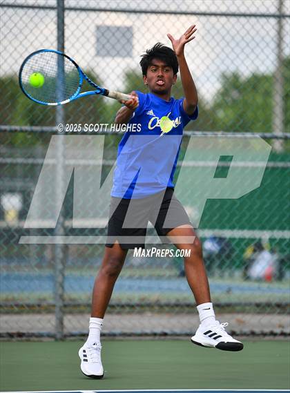 Thumbnail 2 in District 9AA Individual Tournament 2nd round photogallery.