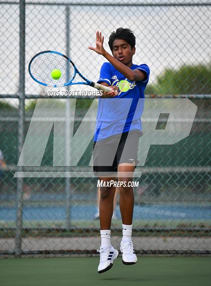 Thumbnail 1 in District 9AA Individual Tournament 2nd round photogallery.