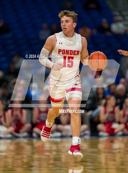 Thumbnail 2 in Ponder vs Hitchcock (UIL 3A Basketball Final) photogallery.