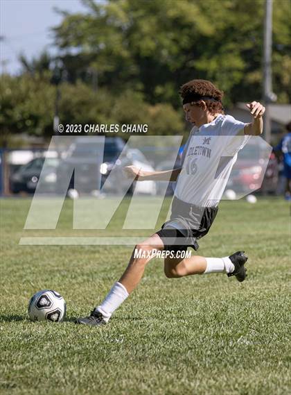 Thumbnail 3 in Middletown vs Technology photogallery.