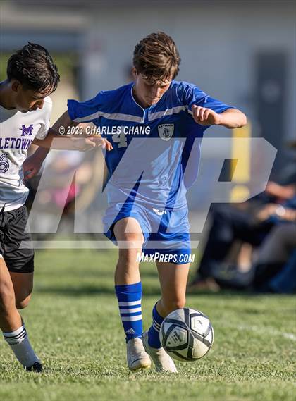 Thumbnail 2 in Middletown vs Technology photogallery.