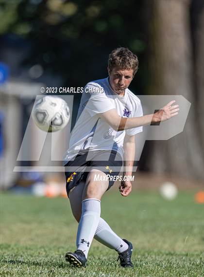 Thumbnail 2 in Middletown vs Technology photogallery.