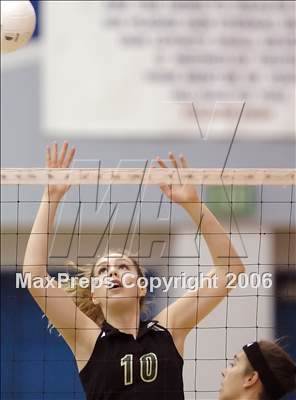 Thumbnail 1 in Monterey Trail @ Folsom photogallery.