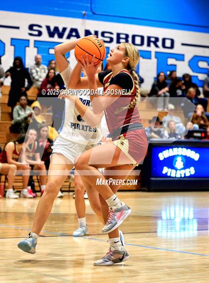 Thumbnail 3 in Ashley @ Swansboro photogallery.