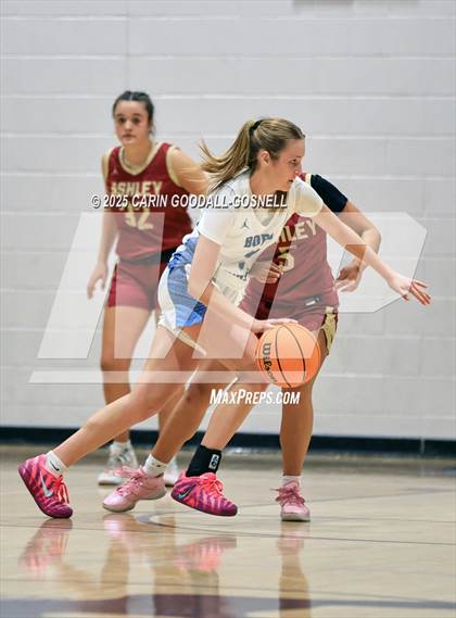 Thumbnail 1 in Ashley @ Swansboro photogallery.