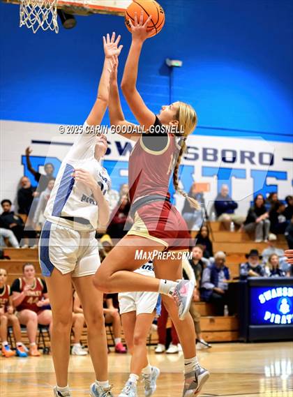 Thumbnail 1 in Ashley @ Swansboro photogallery.