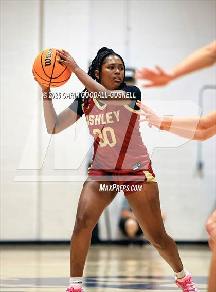 Thumbnail 3 in Ashley @ Swansboro photogallery.