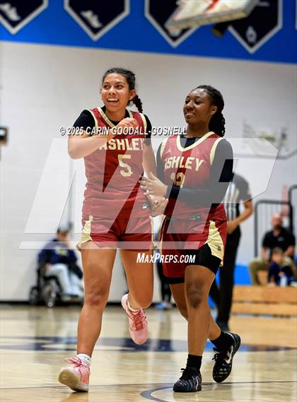 Thumbnail 1 in Ashley @ Swansboro photogallery.