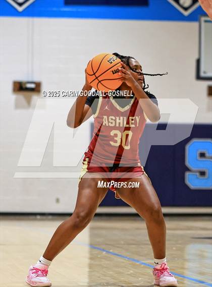 Thumbnail 3 in Ashley @ Swansboro photogallery.