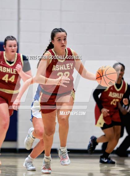 Thumbnail 3 in Ashley @ Swansboro photogallery.