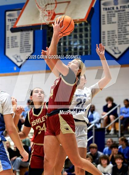 Thumbnail 1 in Ashley @ Swansboro photogallery.