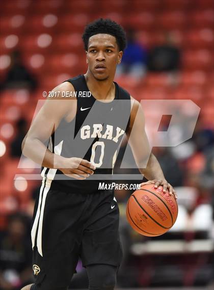 Thumbnail 2 in Gray Collegiate Academy vs. Kenwood (Chicago Elite Classic) photogallery.
