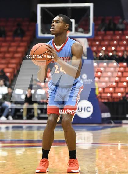 Thumbnail 2 in Gray Collegiate Academy vs. Kenwood (Chicago Elite Classic) photogallery.