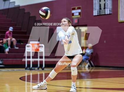 Thumbnail 1 in Gunter @ Whitesboro photogallery.