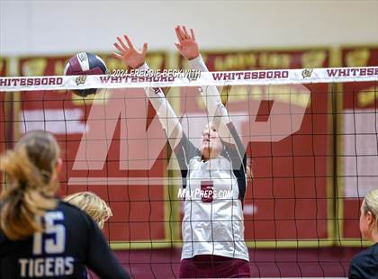 Thumbnail 3 in Gunter @ Whitesboro photogallery.
