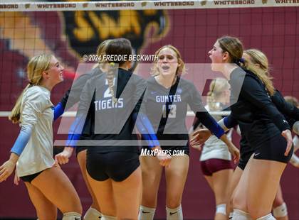Thumbnail 2 in Gunter @ Whitesboro photogallery.