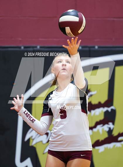 Thumbnail 3 in Gunter @ Whitesboro photogallery.