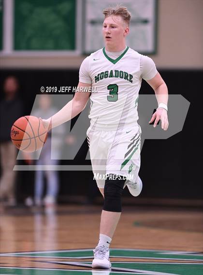Thumbnail 3 in Garfield @ Mogadore photogallery.