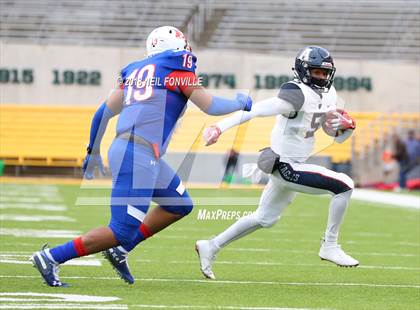 Thumbnail 1 in Allen vs. Midway (UIL 6A Division 1 Region II Finals) photogallery.
