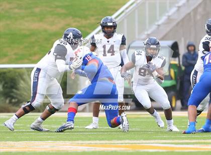 Thumbnail 2 in Allen vs. Midway (UIL 6A Division 1 Region II Finals) photogallery.