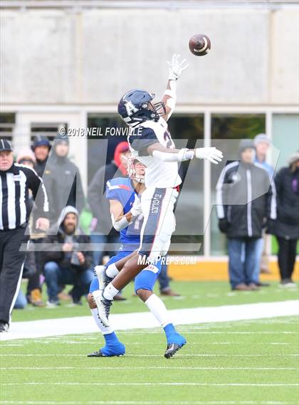 Thumbnail 3 in Allen vs. Midway (UIL 6A Division 1 Region II Finals) photogallery.