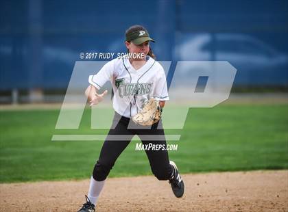 Thumbnail 3 in Poway @ Del Norte photogallery.