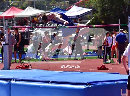 Thumbnail 3 in Serra Top 7 San Mateo (Boys High Jump) photogallery.