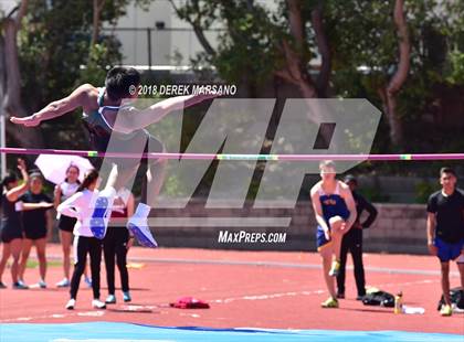 Thumbnail 3 in Serra Top 7 San Mateo (Boys High Jump) photogallery.