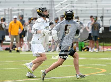 Thumbnail 3 in Amity Regional @ Trumbull photogallery.