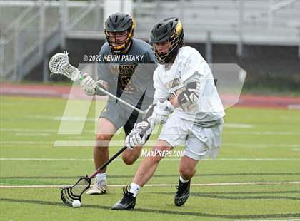 Thumbnail 3 in Amity Regional @ Trumbull photogallery.