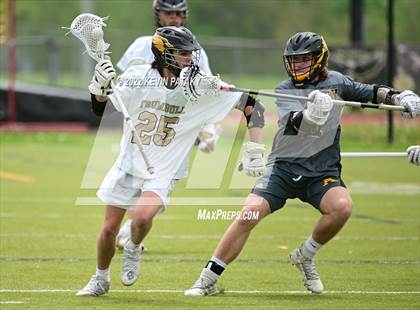 Thumbnail 1 in Amity Regional @ Trumbull photogallery.