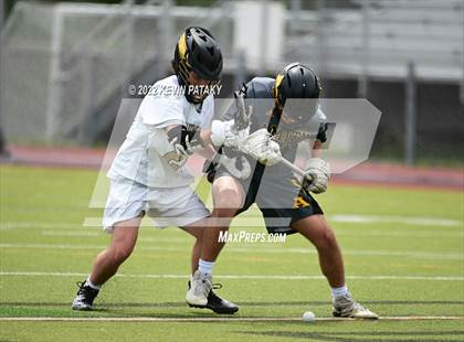 Thumbnail 1 in Amity Regional @ Trumbull photogallery.