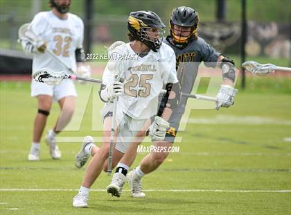 Thumbnail 3 in Amity Regional @ Trumbull photogallery.