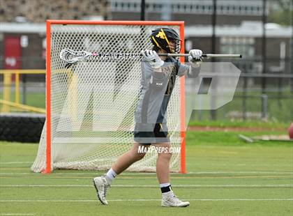 Thumbnail 1 in Amity Regional @ Trumbull photogallery.