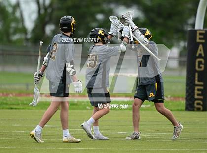 Thumbnail 1 in Amity Regional @ Trumbull photogallery.