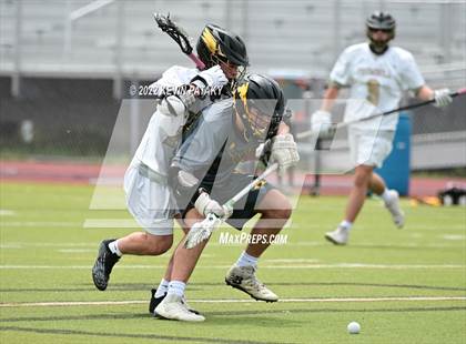 Thumbnail 2 in Amity Regional @ Trumbull photogallery.