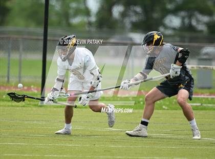 Thumbnail 3 in Amity Regional @ Trumbull photogallery.