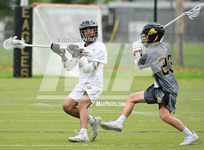Thumbnail 2 in Amity Regional @ Trumbull photogallery.