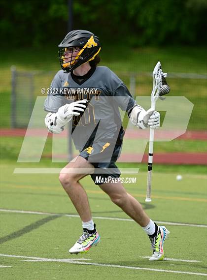 Thumbnail 1 in Amity Regional @ Trumbull photogallery.