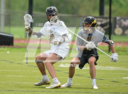 Thumbnail 2 in Amity Regional @ Trumbull photogallery.