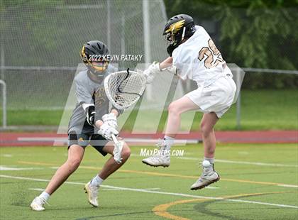Thumbnail 2 in Amity Regional @ Trumbull photogallery.